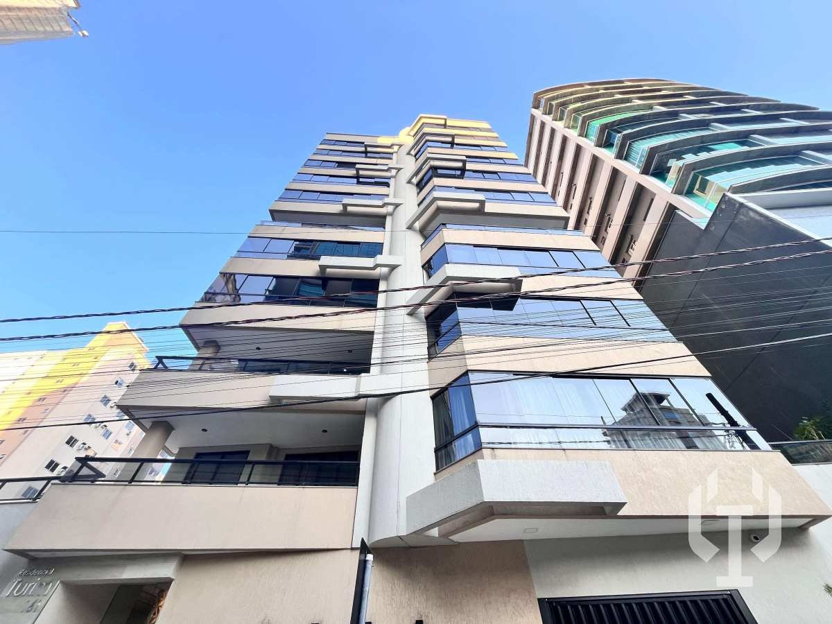 Apartamento à venda com 3 quartos, 118m² - Meia Praia,Itapema