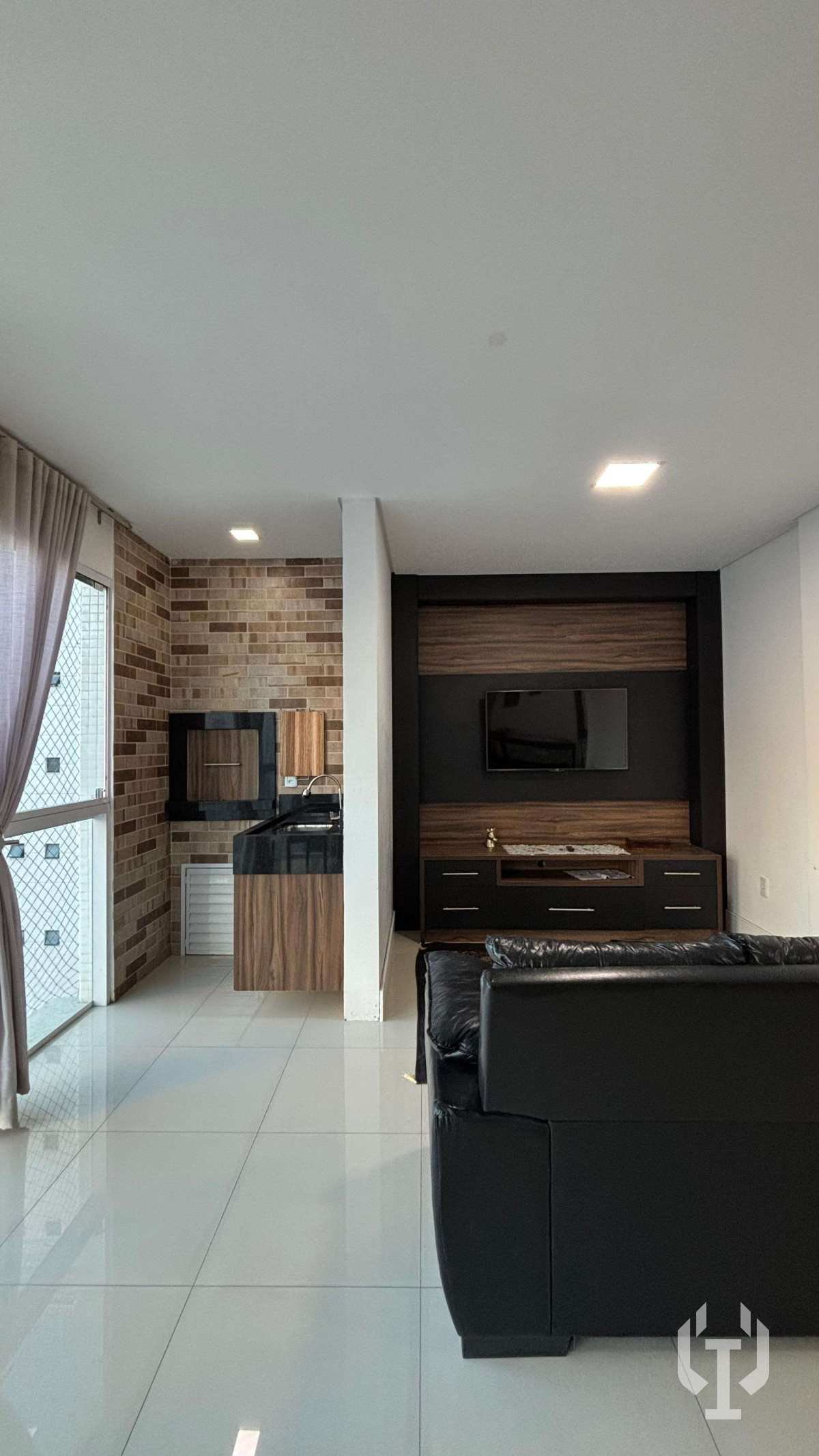  - Quadra Mar Mobiliado