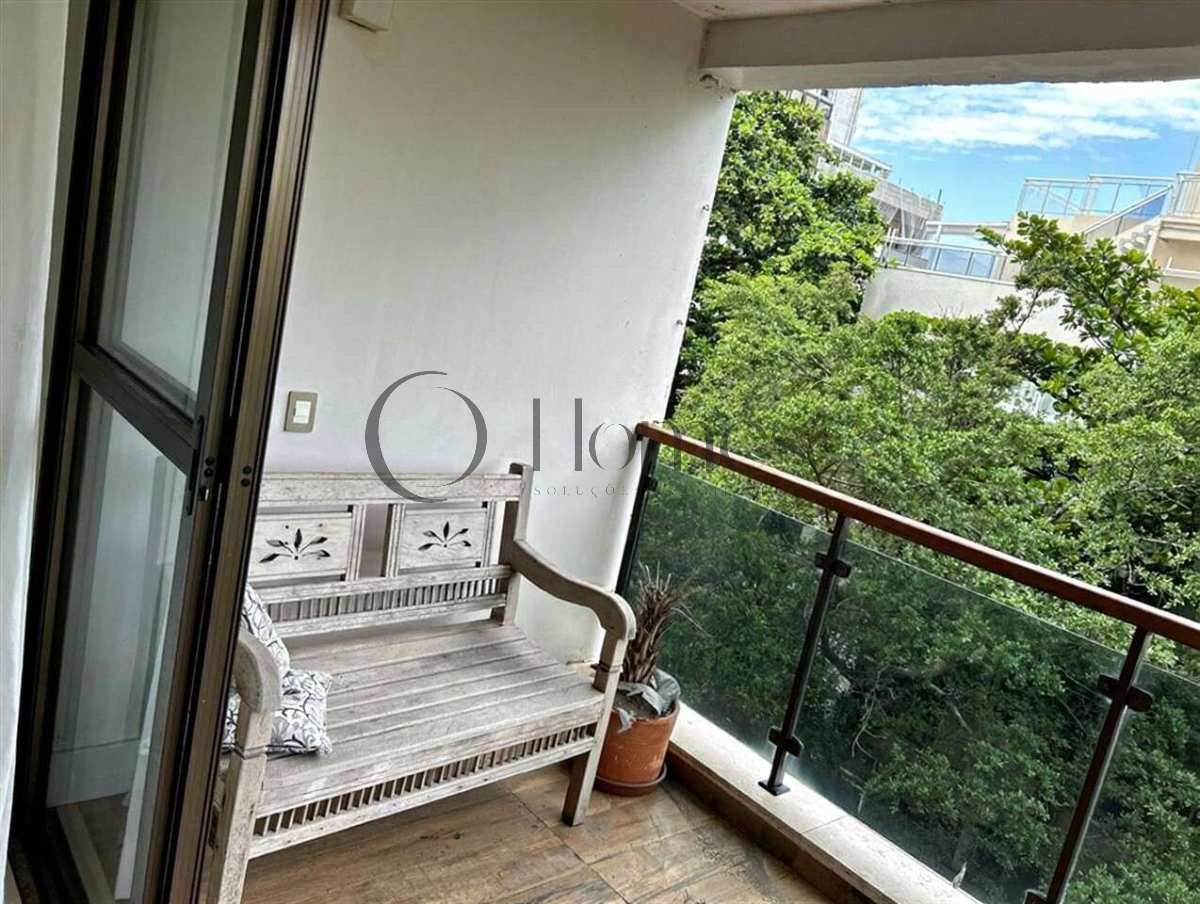 Apartamento para alugar com 3 quartos - ,