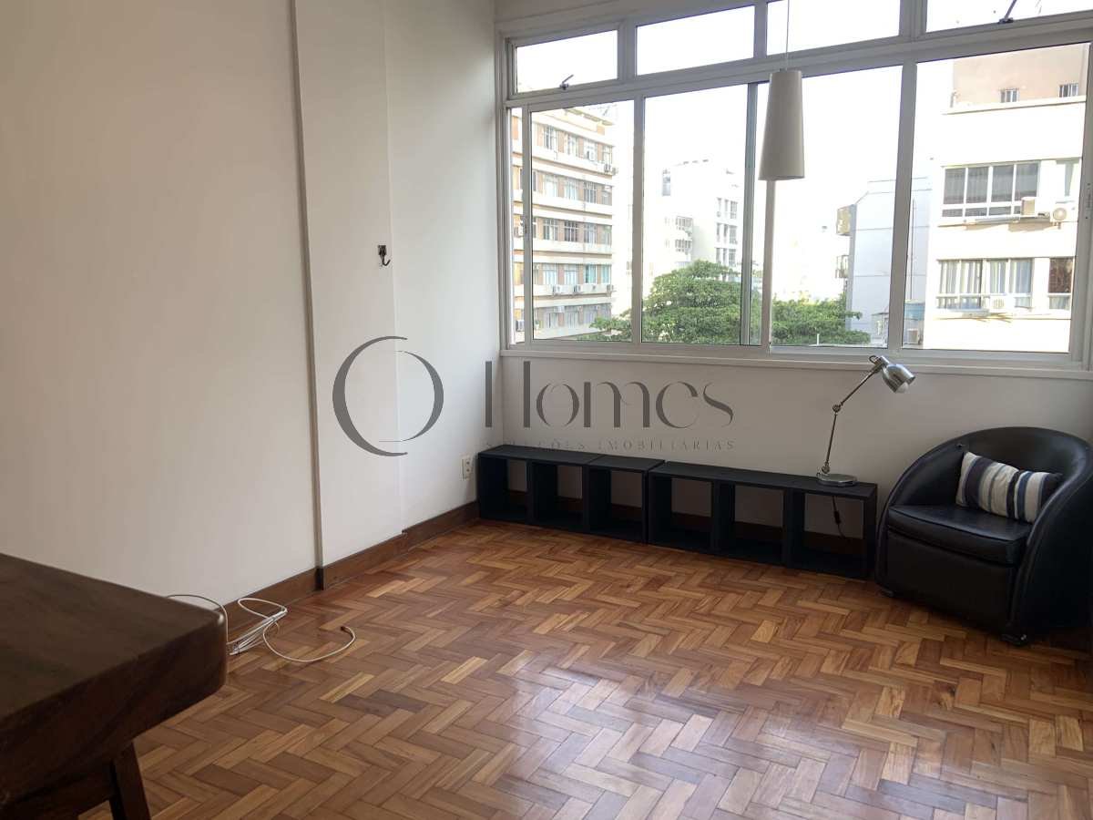  - Leblon na Terceira Quadra da Praia para Locação – 2 Quartos, Vaga e Segurança 24h