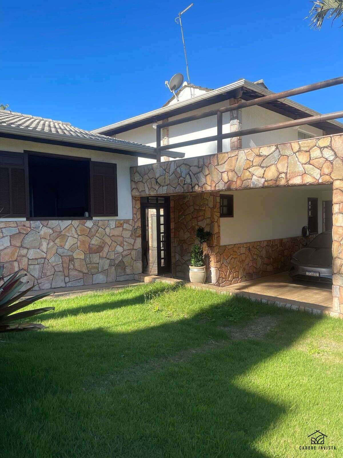 Casa à venda com 3 quartos, 980m² - jardim Itau,Vespasiano