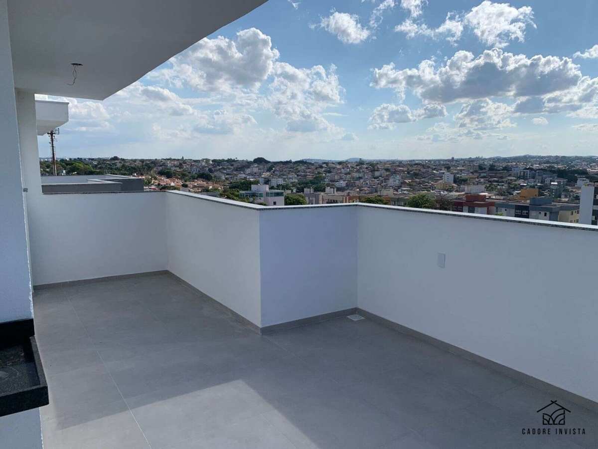 Cobertura à venda com 3 quartos, 106,62m² - Santa Branca,Belo Horizonte