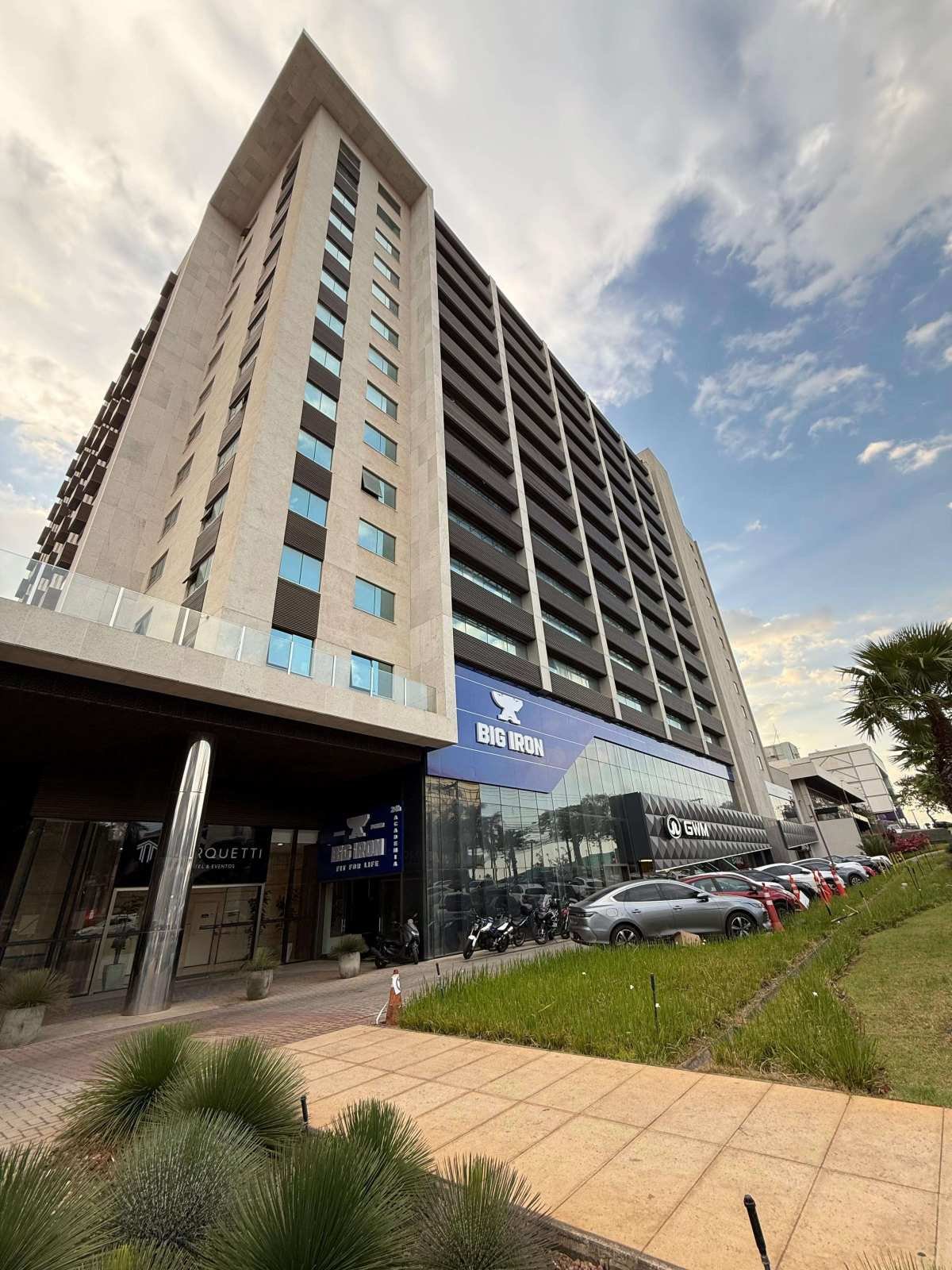 Apartamento à venda com 1 quarto - ,