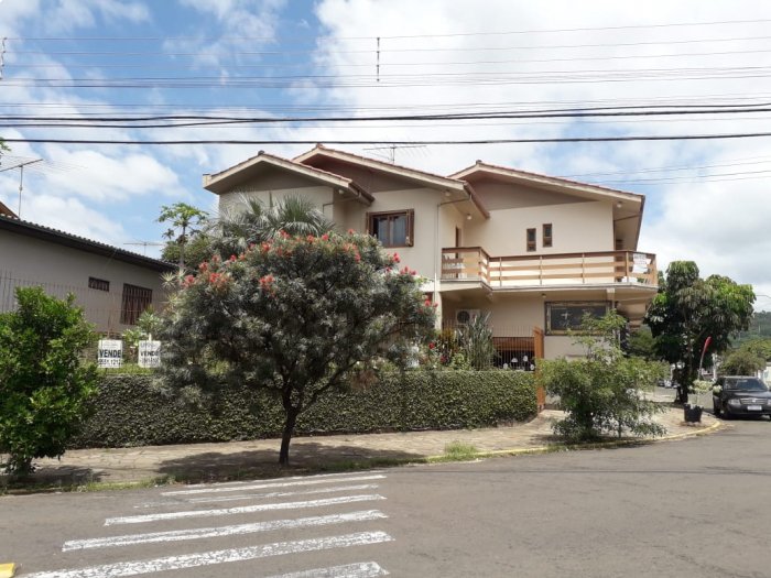 Casa/Sobrado - Bairro Rincão dos Ilhéus - Estância Velha - Imobiliária Hoffmann