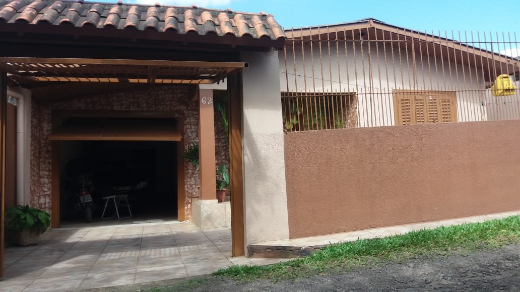 Casa  / Sobrado - Bairro Petrópolis - Novo Hamburgo - Imobiliária Hoffmann