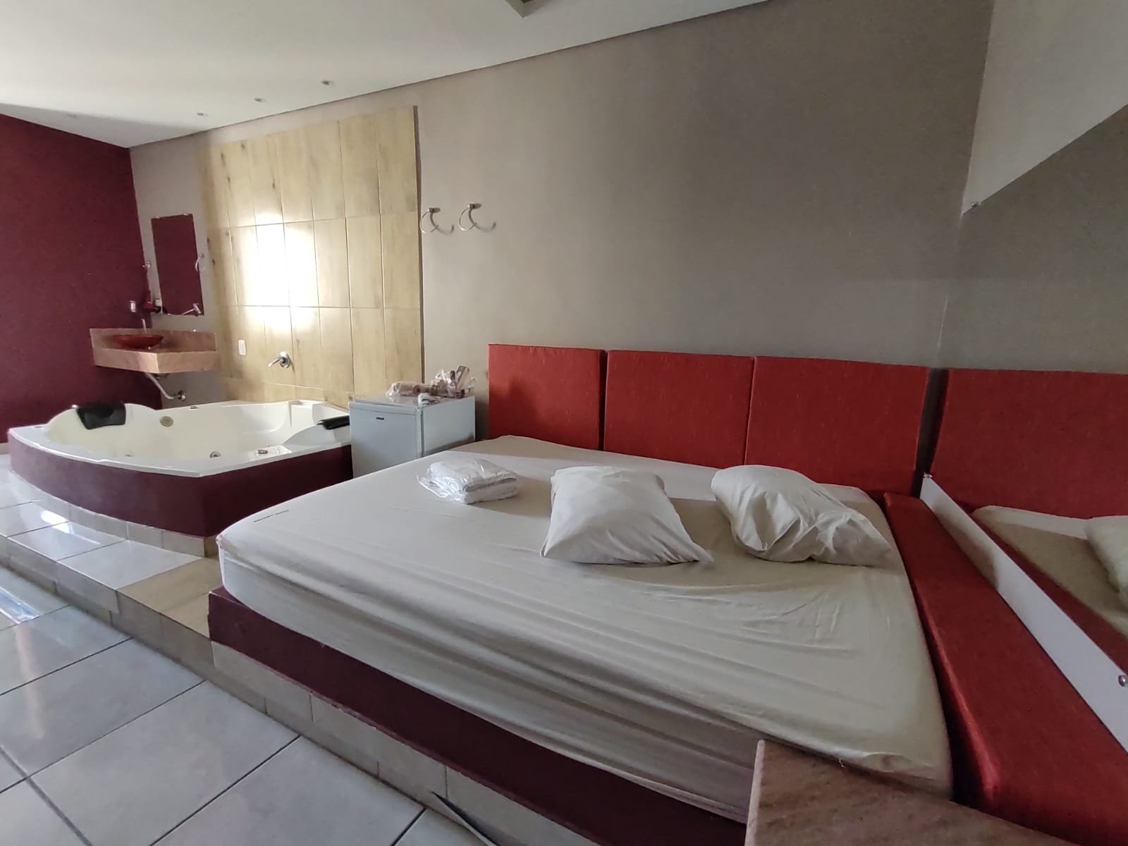 Pavilhão, 928m², à venda - Centro - Esteio - Imobiliária Hoffmann