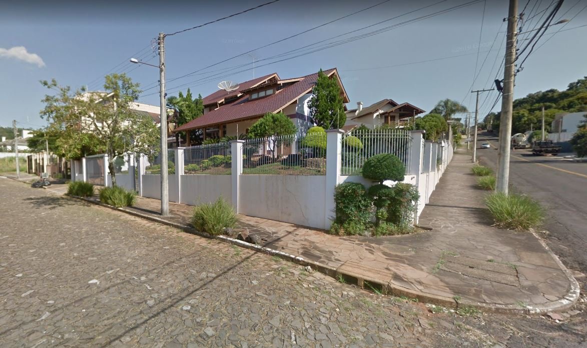 Casa com 4 quartos, 374.2m², à venda - União - Estância Velha - Imobiliária Hoffmann
