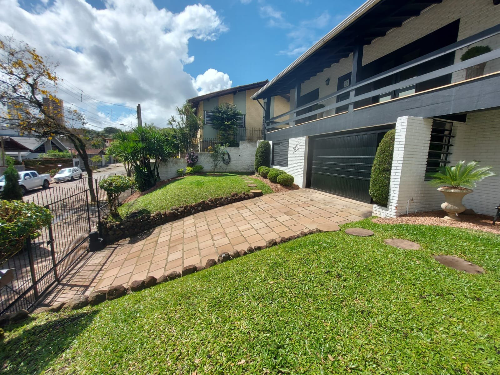 Casa com 3 quartos, 268m², à venda - Boa Vista - Novo Hamburgo - Imobiliária Hoffmann