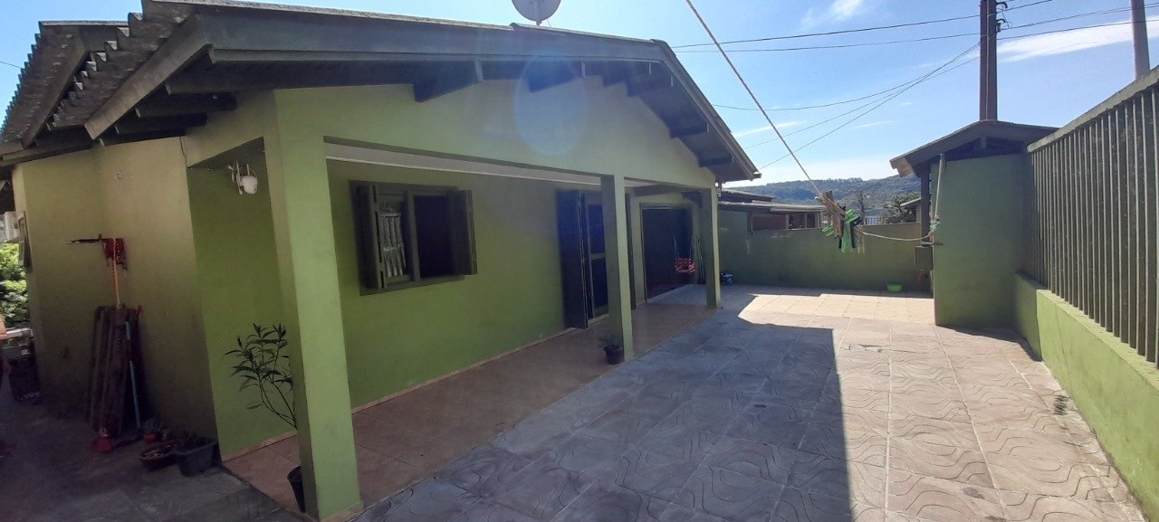 Casa com 4 quartos, 117m², à venda - Rosas - Estância Velha - Imobiliária Hoffmann