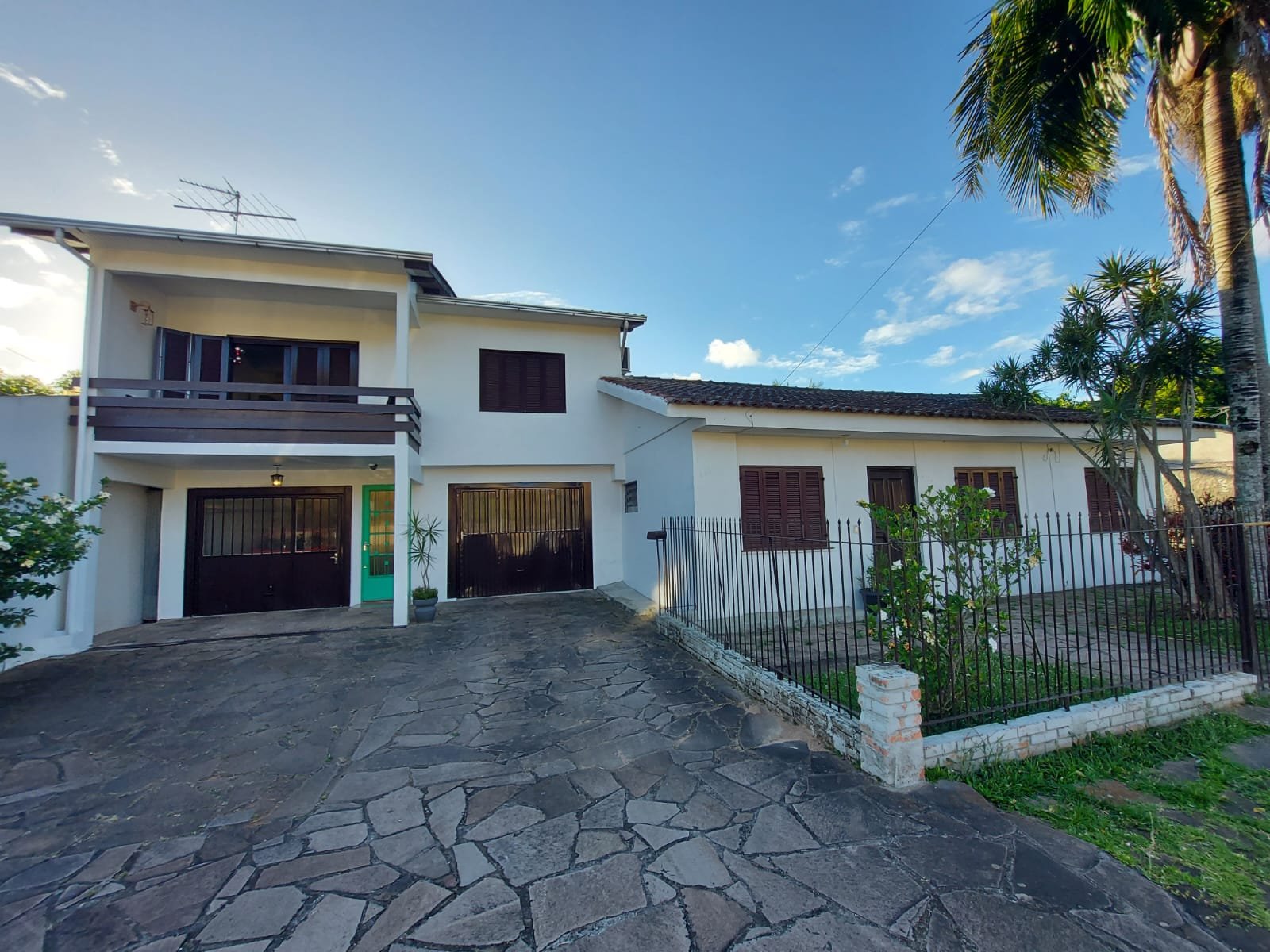 Casa com 4 quartos, 218m², à venda - Floresta - Estância Velha - Imobiliária Hoffmann