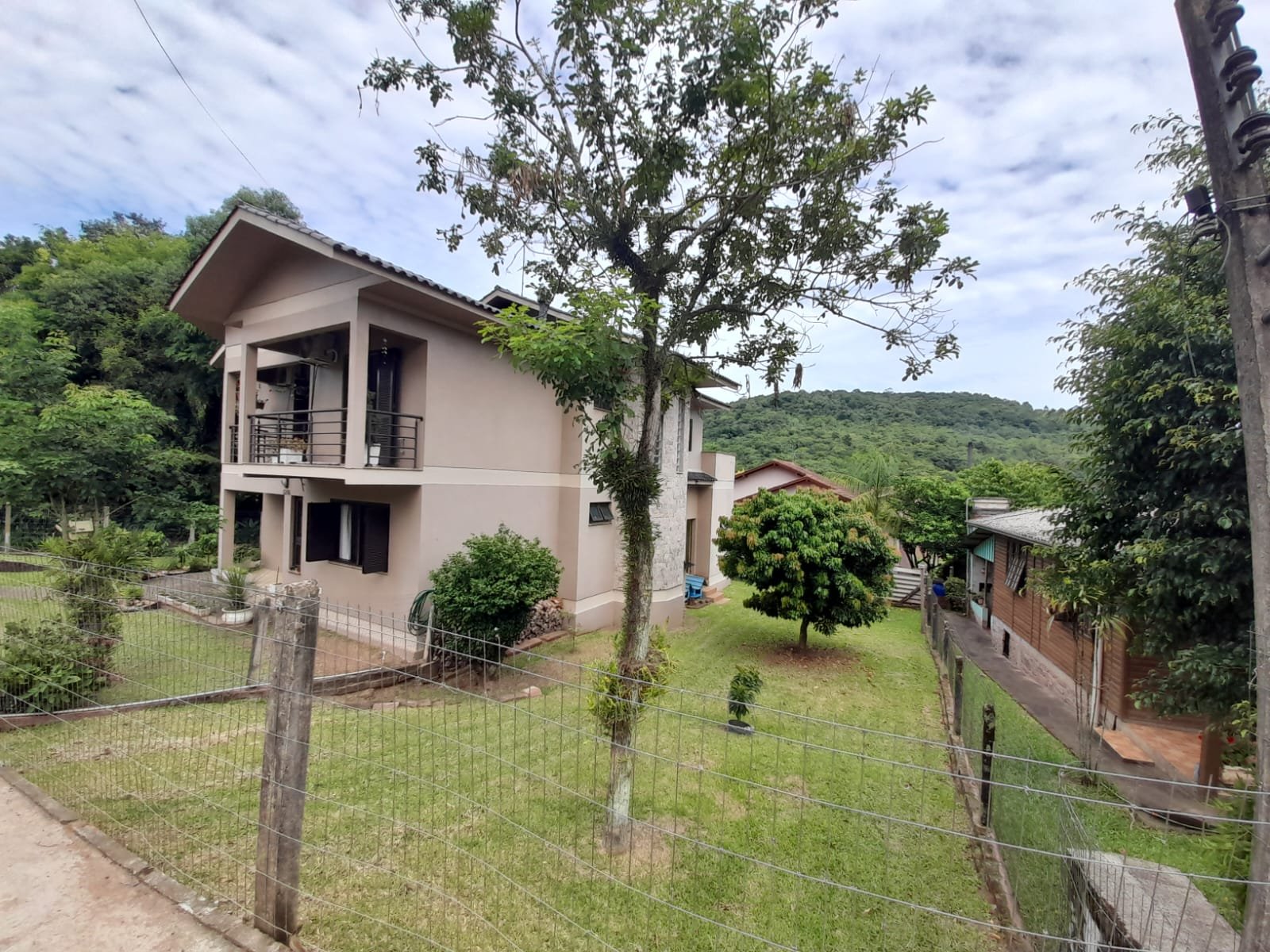 Casa com 4 quartos, 216m², à venda - Rosas - Estância Velha - Imobiliária Hoffmann