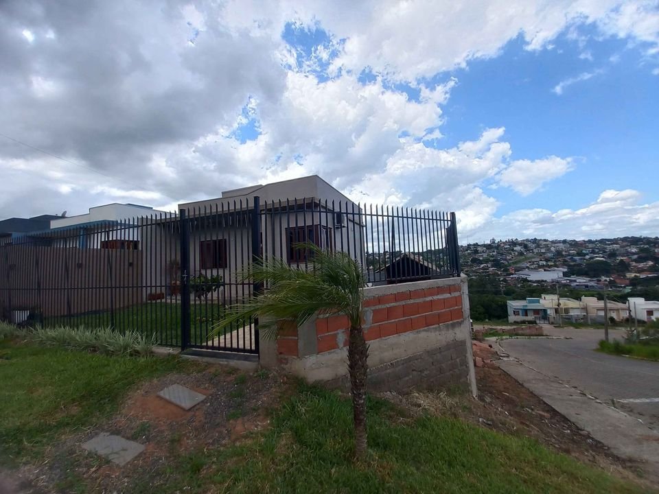 Casa com 2 quartos, 50m², à venda - São Jorge - Novo Hamburgo
