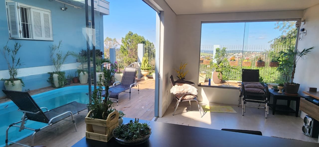 Casa com 3 quartos, 250m², à venda - União - Estância Velha - Imobiliária Hoffmann