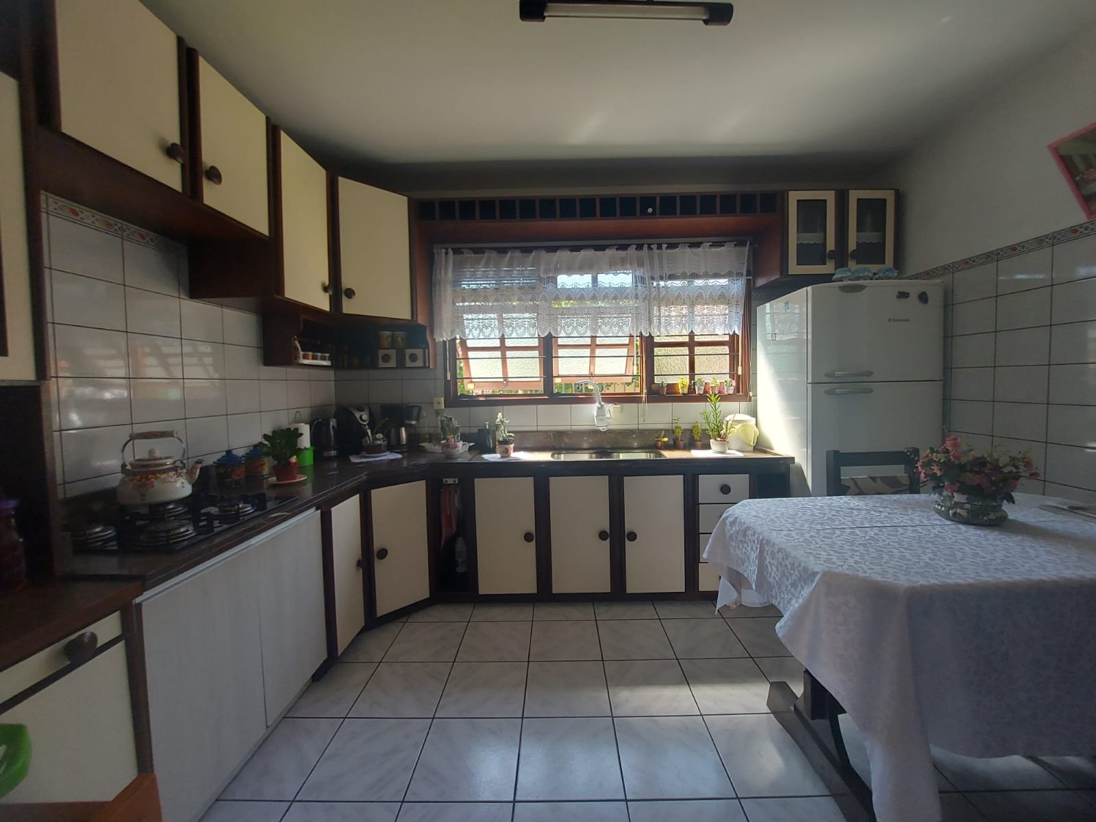 Casa com 3 quartos, 178m², à venda - Petrópolis - Novo Hamburgo - Imobiliária Hoffmann