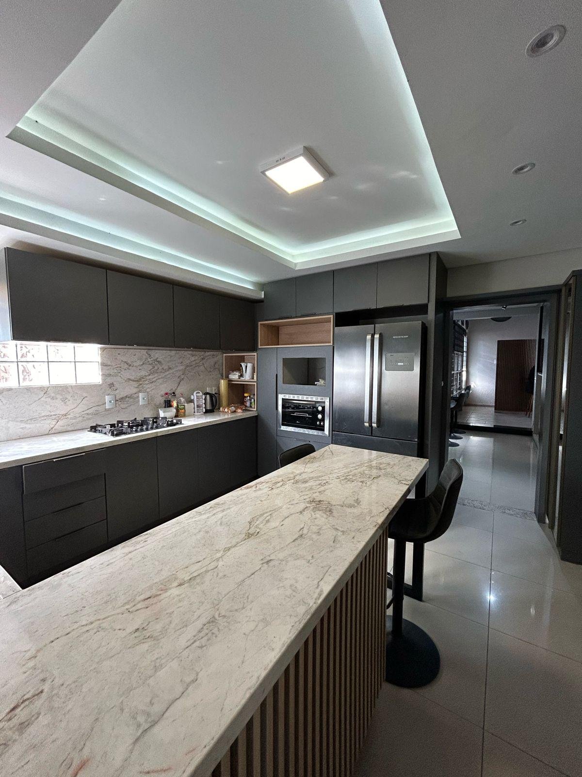 Casa com 4 quartos, 251.61m², à venda - Centro - Estância Velha - Imobiliária Hoffmann