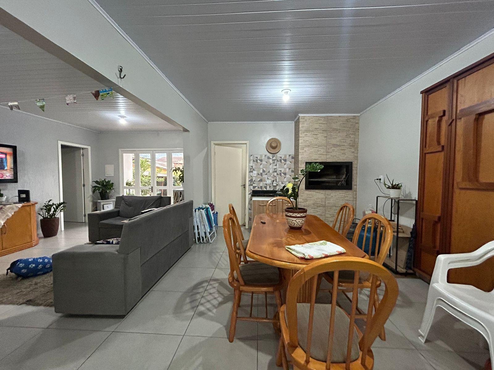 Casa com 4 quartos, 209m², à venda - Floresta - Estância Velha - Imobiliária Hoffmann