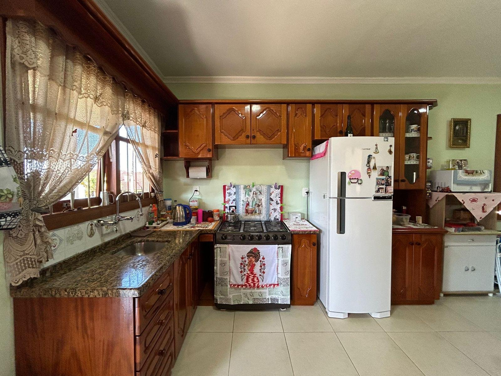 Casa com 3 quartos, 147m², à venda - Petrópolis - Novo Hamburgo - Imobiliária Hoffmann