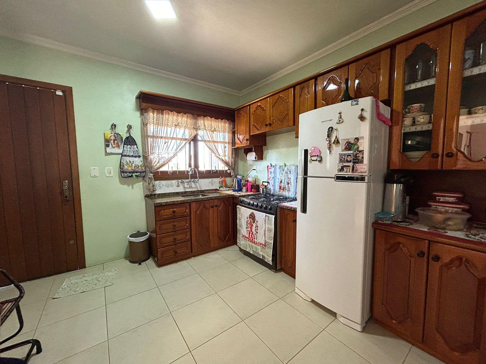 Casa com 3 quartos, 147m², à venda - Petrópolis - Novo Hamburgo - Imobiliária Hoffmann