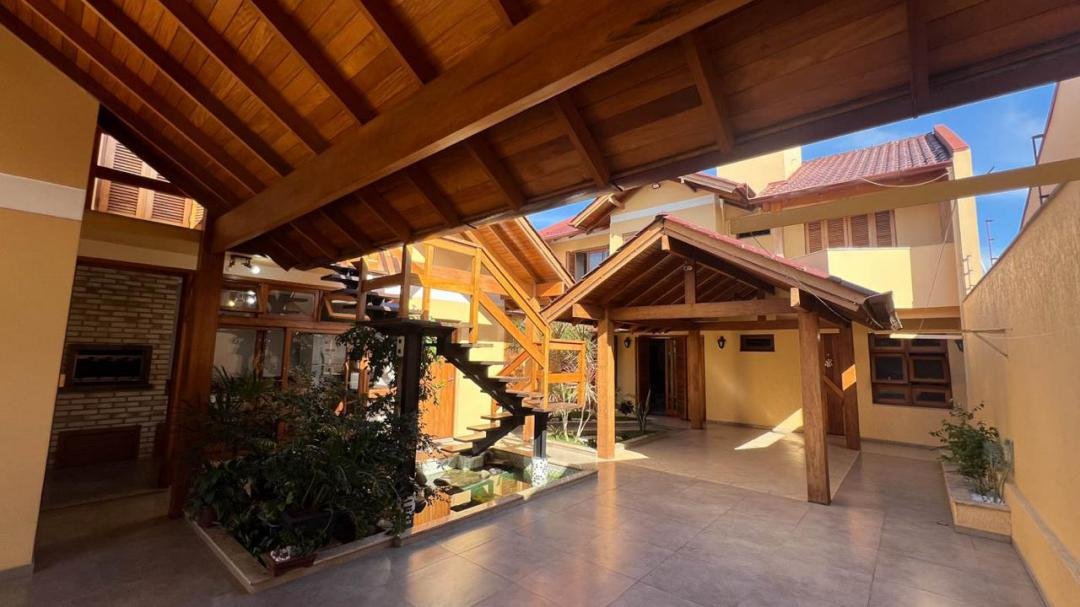 Casa com 5 quartos, 300m², à venda - Sol Nascente - Estância Velha - Imobiliária Hoffmann