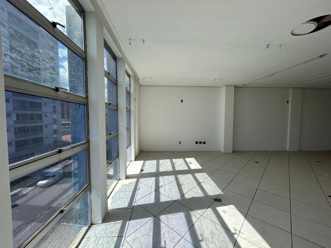 Pavilhão, 1.2m², à venda - Pátria Nova - Novo Hamburgo - Imobiliária Hoffmann