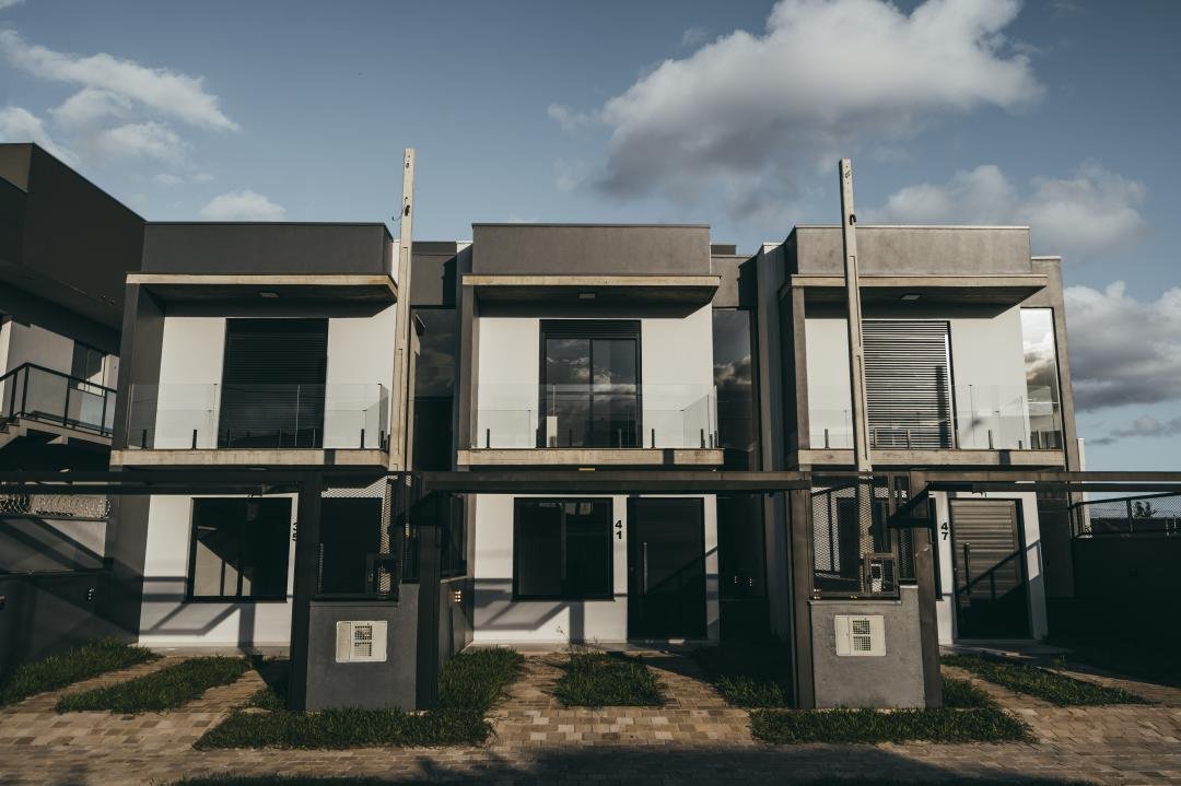 Casa com 3 quartos, 97.95m², à venda - Portão Velho - Portão - Imobiliária Hoffmann