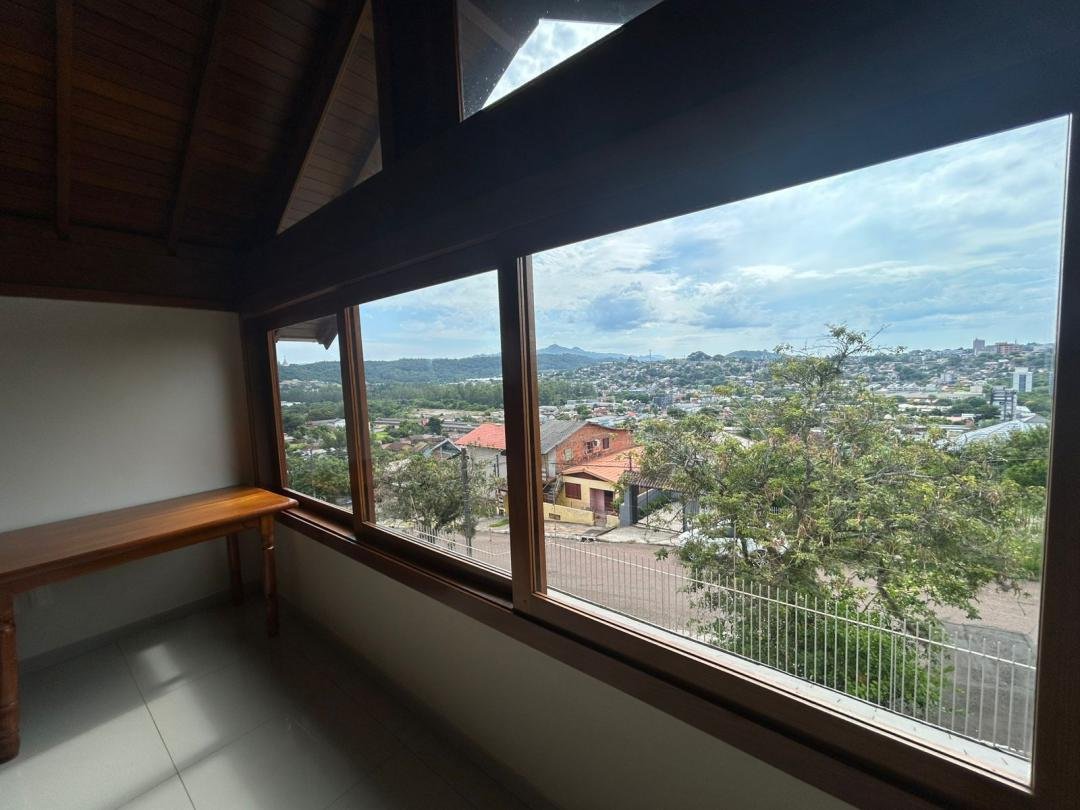 Casa com 3 quartos, 215.19m², à venda - Rincão - Novo Hamburgo - Imobiliária Hoffmann