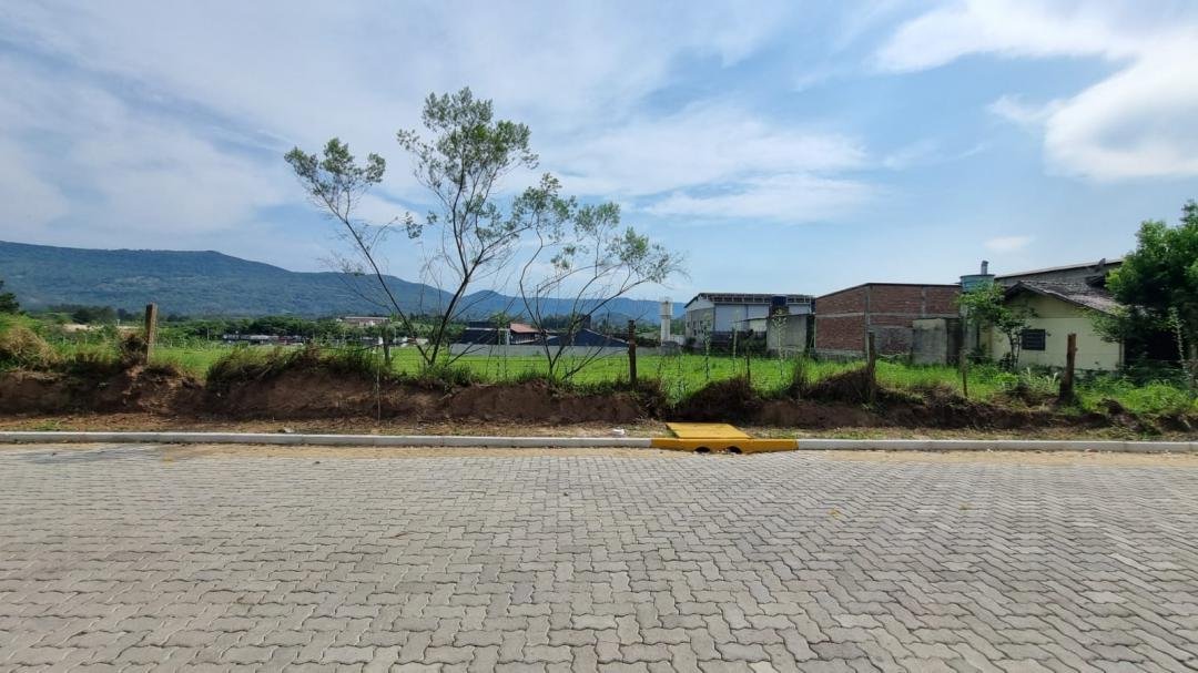 Área, à venda - Campo da Brazina - Araricá - Imobiliária Hoffmann