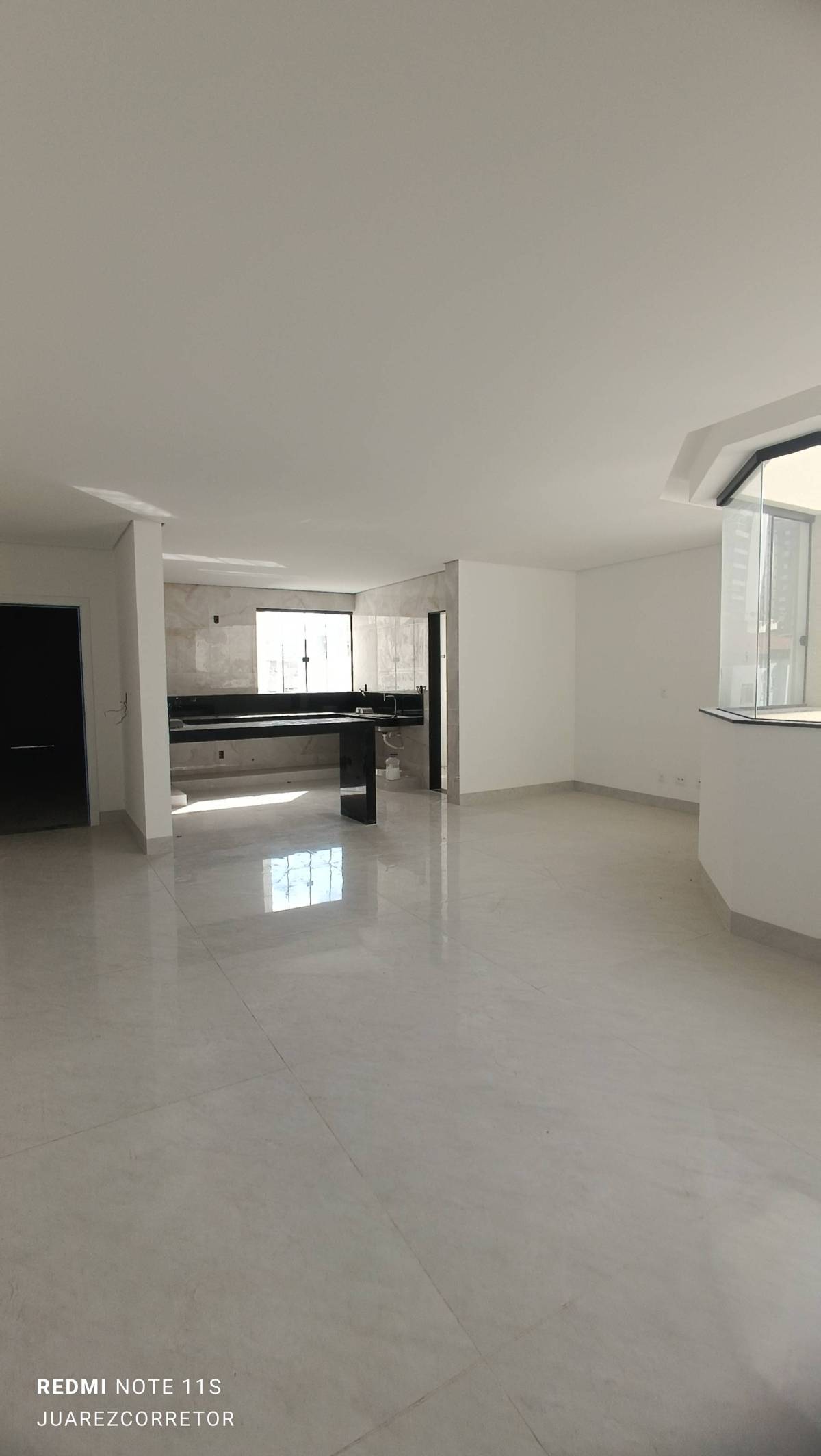 Apartamento à venda em Divinópolis, Centro, com 3 quartos, 130m²
