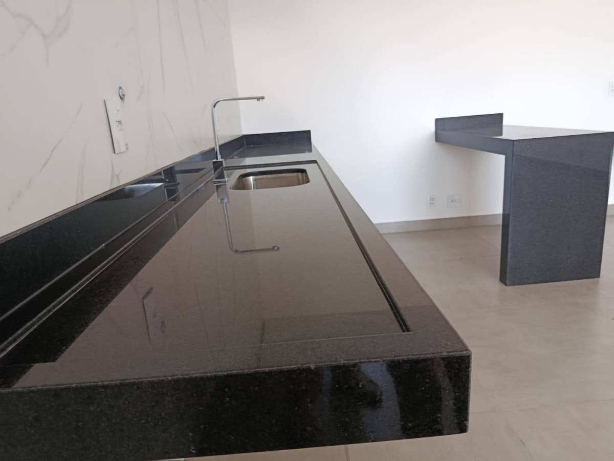 Apartamento à venda em Divinópolis, Bom Pastor, com 3 quartos, 103m²