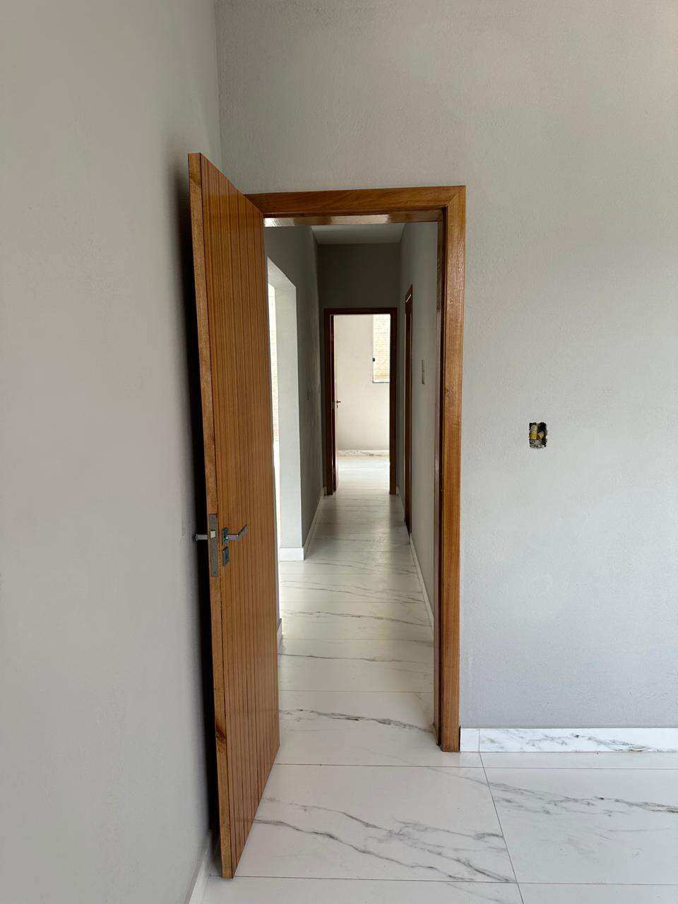 Casa à venda com 3 quartos, 72m² - Foto 11