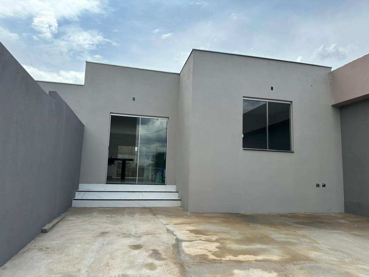 Casa à venda com 3 quartos, 72m² - Foto 2