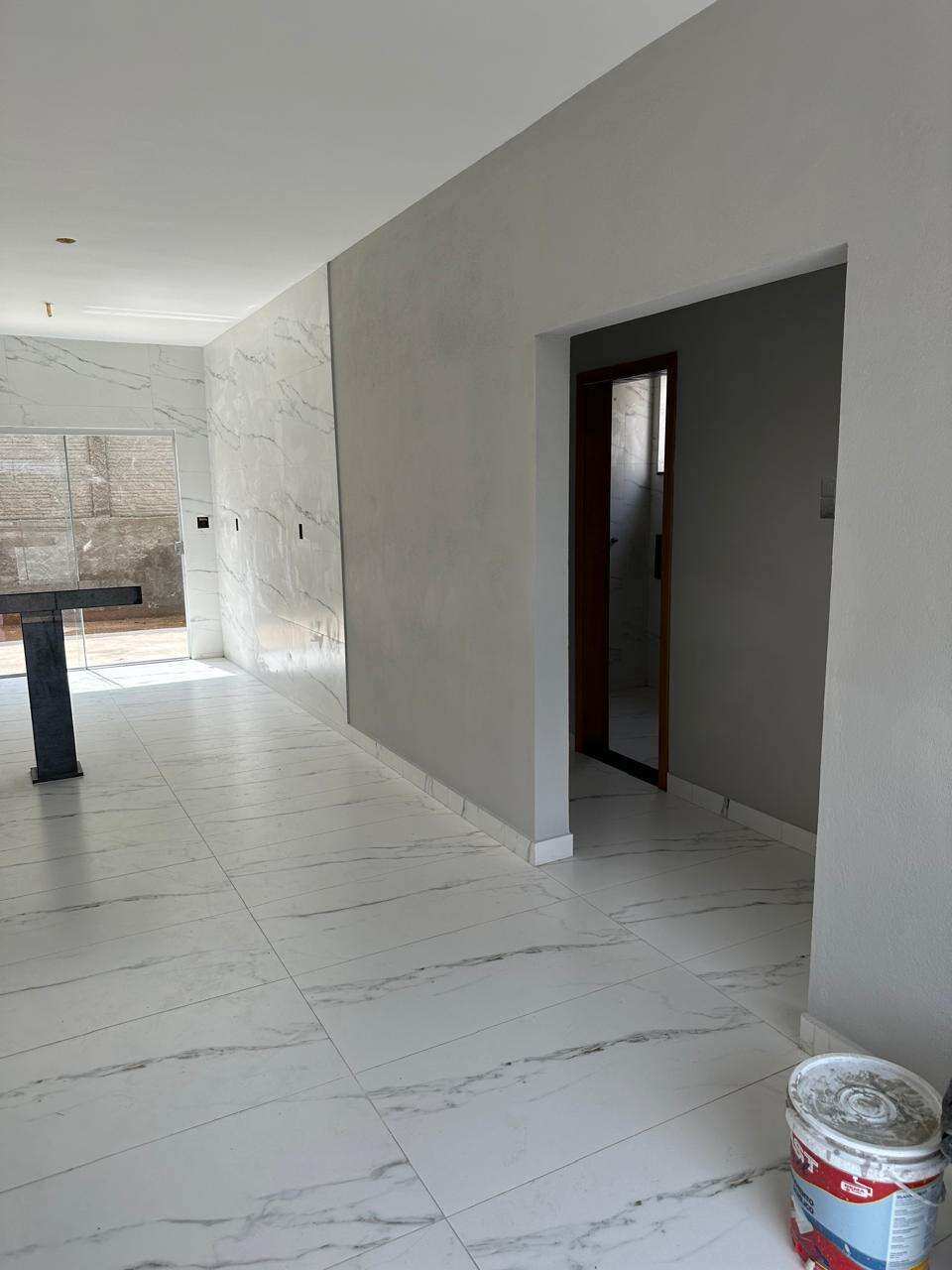Casa à venda com 3 quartos, 72m² - Foto 4
