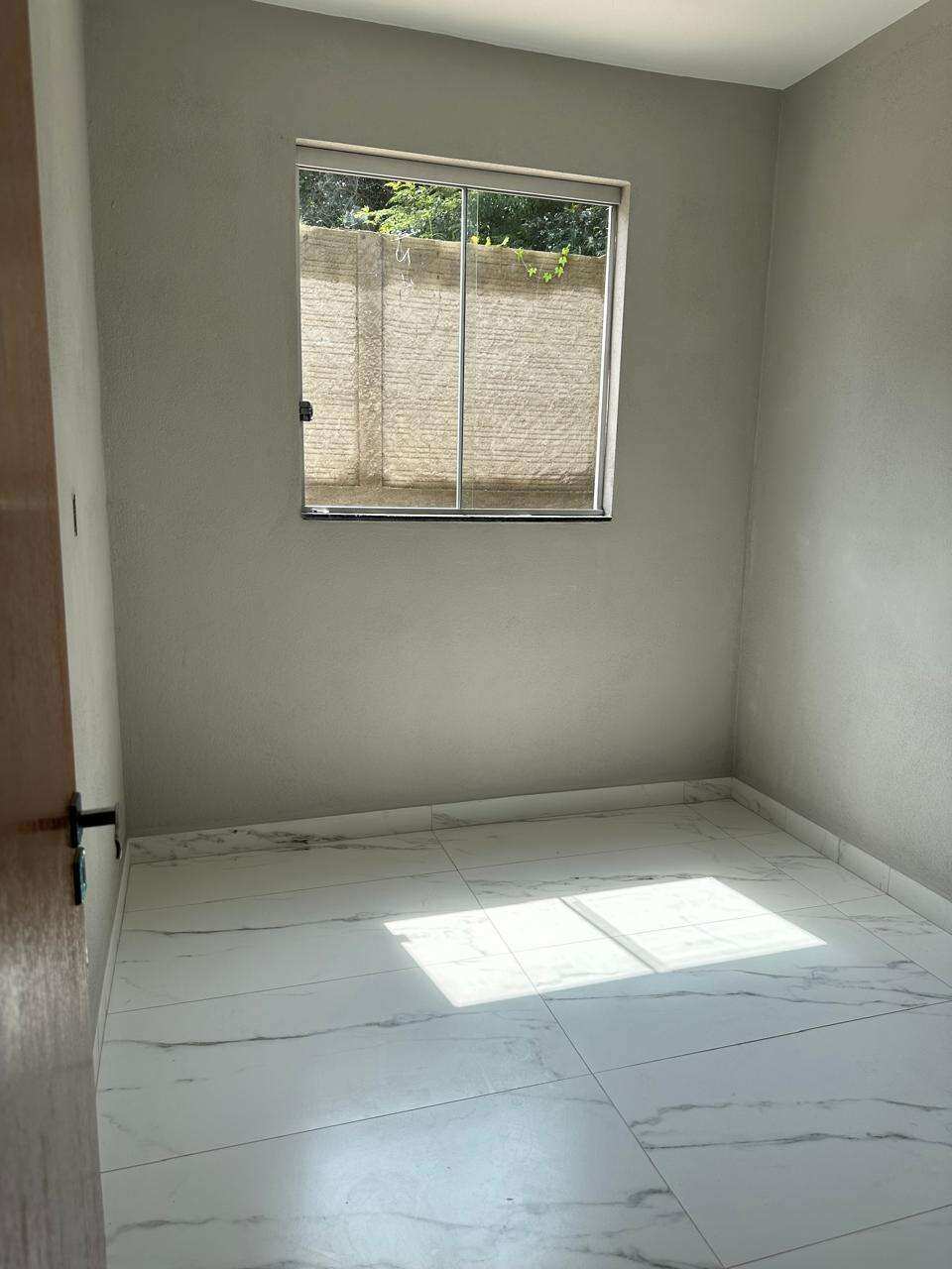 Casa à venda com 3 quartos, 72m² - Foto 5
