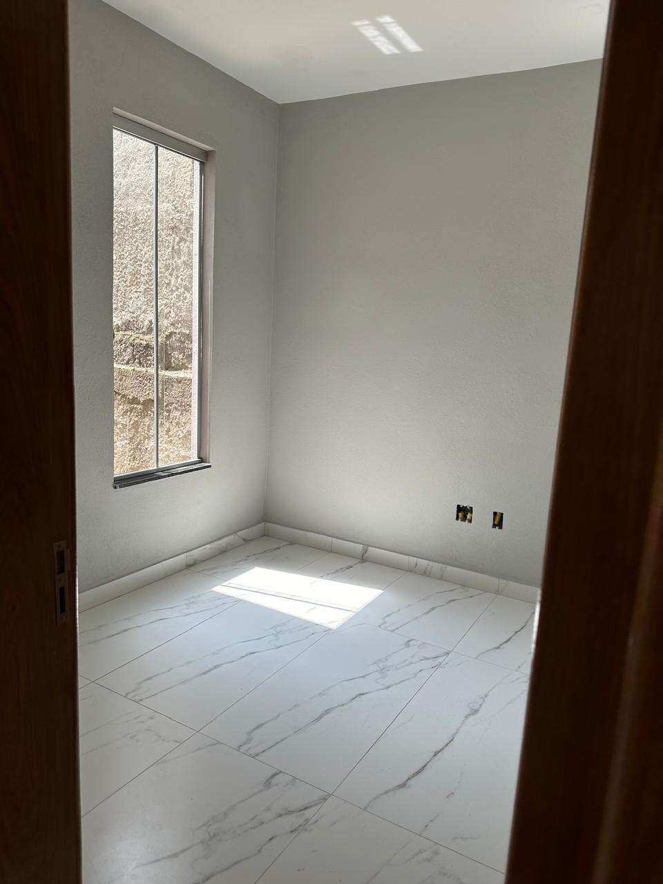 Casa à venda com 3 quartos, 72m² - Foto 8