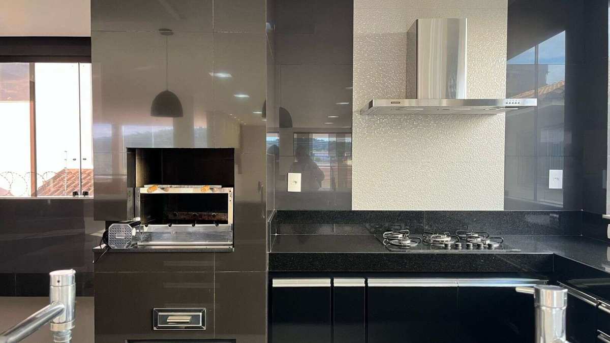 Casa à venda com 4 quartos, 450m² - Foto 16