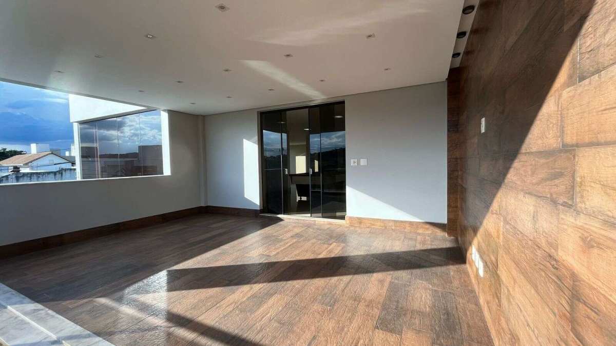 Casa à venda com 4 quartos, 450m² - Foto 19