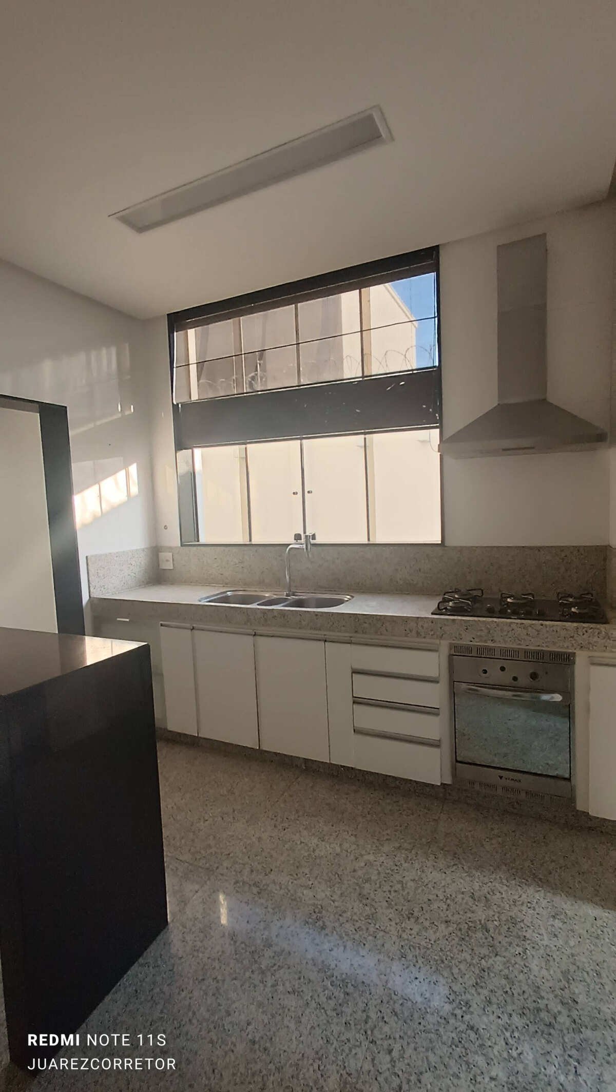 Casa à venda com 4 quartos, 225m² - Foto 24