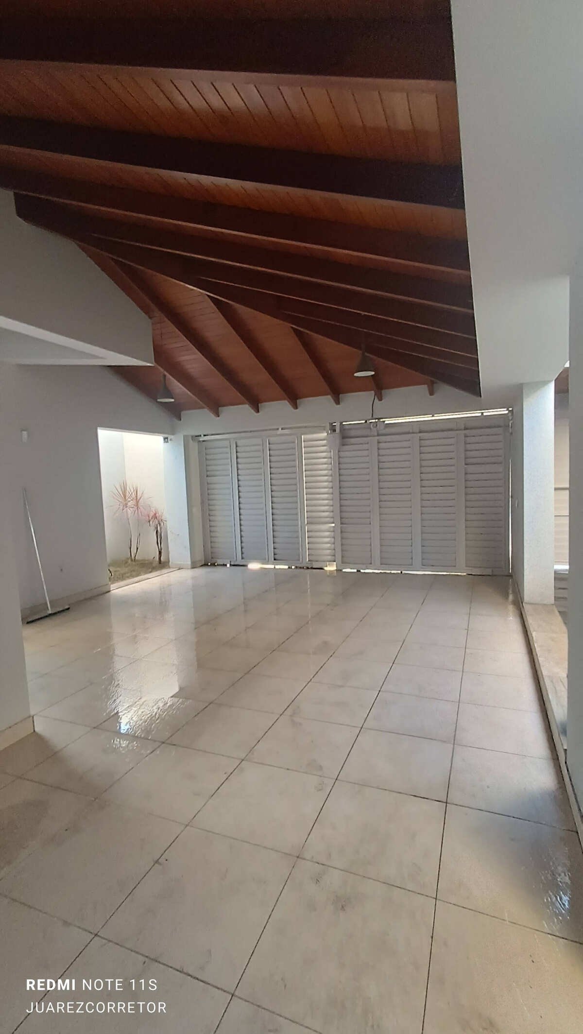 Casa à venda com 4 quartos, 225m² - Foto 32
