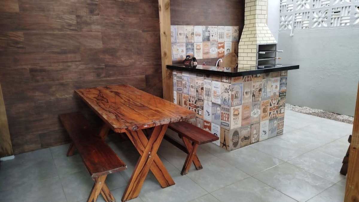 Casa à venda, com 2 quartos, 70m2m²