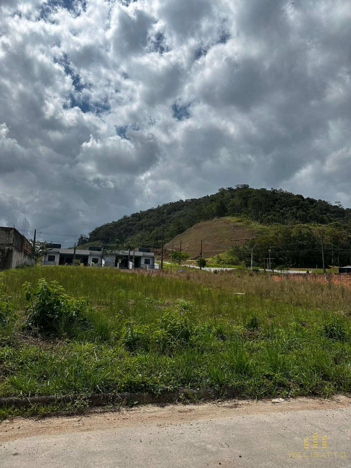 Lotes em Garuva-SC - Relisatto Imóveis • Gabriela Busato  Especialista em Imóveis de Médio e Alto Padrão