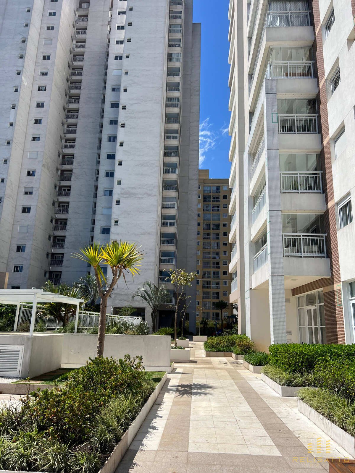 Apartamento no bairro portão - Curitiba-PR - Relisatto Imóveis • Gabriela Busato  Especialista em Imóveis de Médio e Alto Padrão