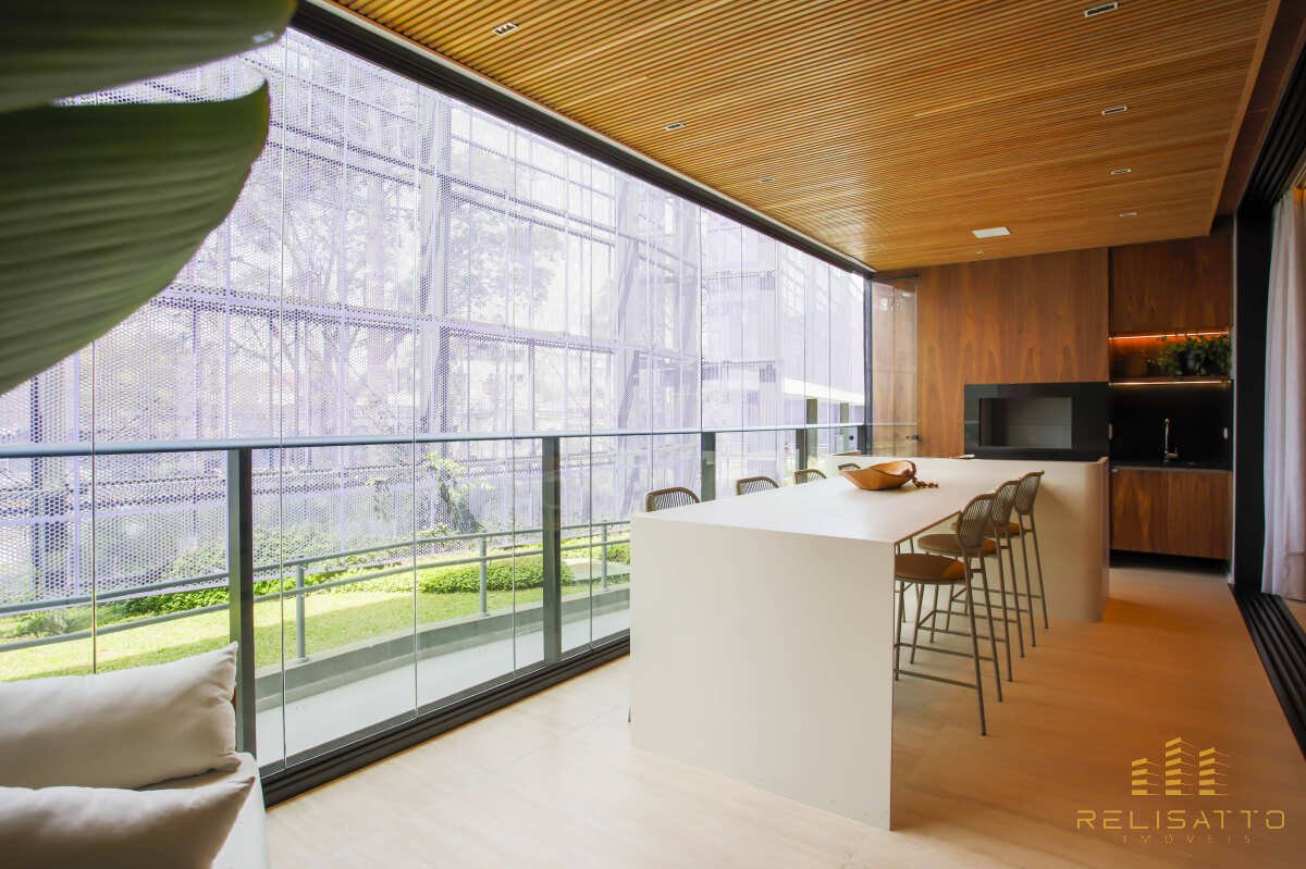 Apartamentos no Champagnat - Relisatto Imóveis • Gabriela Busato  Especialista em Imóveis de Médio e Alto Padrão