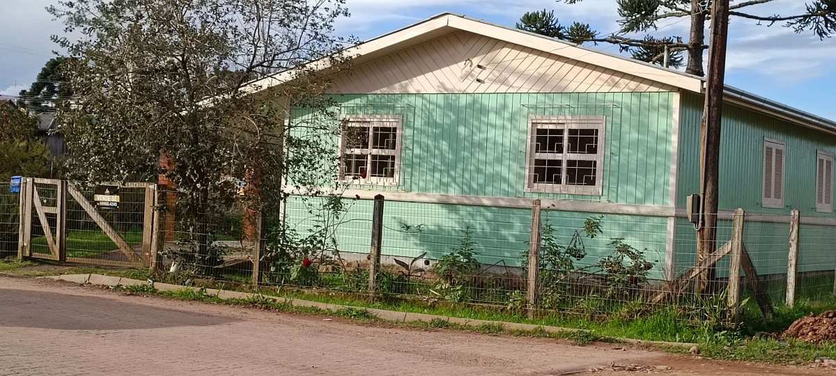 Casa à venda em Cambará do Sul, com 3 quartos - Mateus Macedo