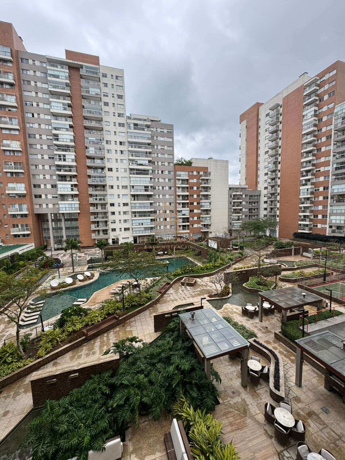 Apartamento para alugar, no Soho Residence -  Music em Rio de Janeiro, Barra Olímpica, com 2 quartos, 64m²