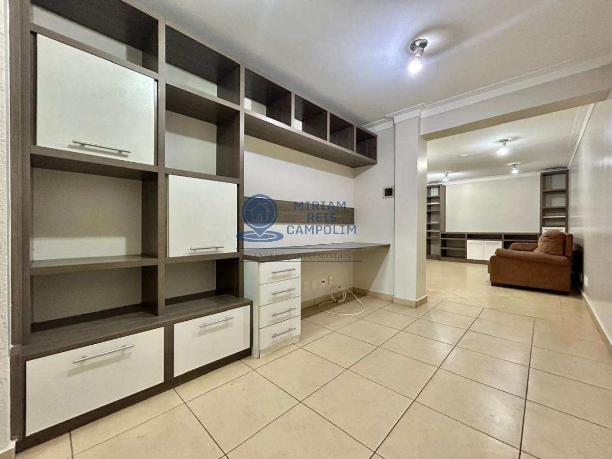 Casa de condomínio para alugar em Sorocaba, Parque Residencial Villa dos Inglezes, com 3 quartos, 350m² - Miriam Reis Campolim   Corretora de imóveis