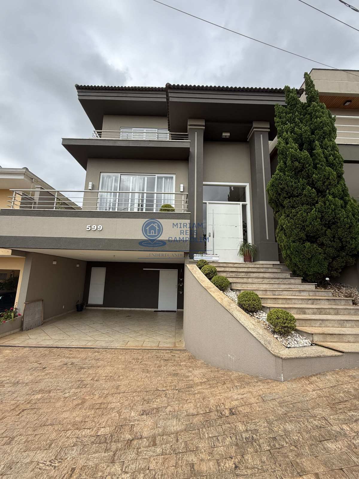 Sobrado no Condomínio Villa dos Inglezes –   3 Suítes, Home Office, SPA e Espaço Gourmet - Miriam Reis Campolim   Corretora de imóveis