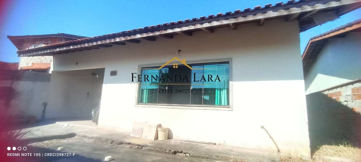 Casa à venda em Peruíbe, São João Batista 2, com 3 quartos, 110m² - Fernanda Lara Corretora