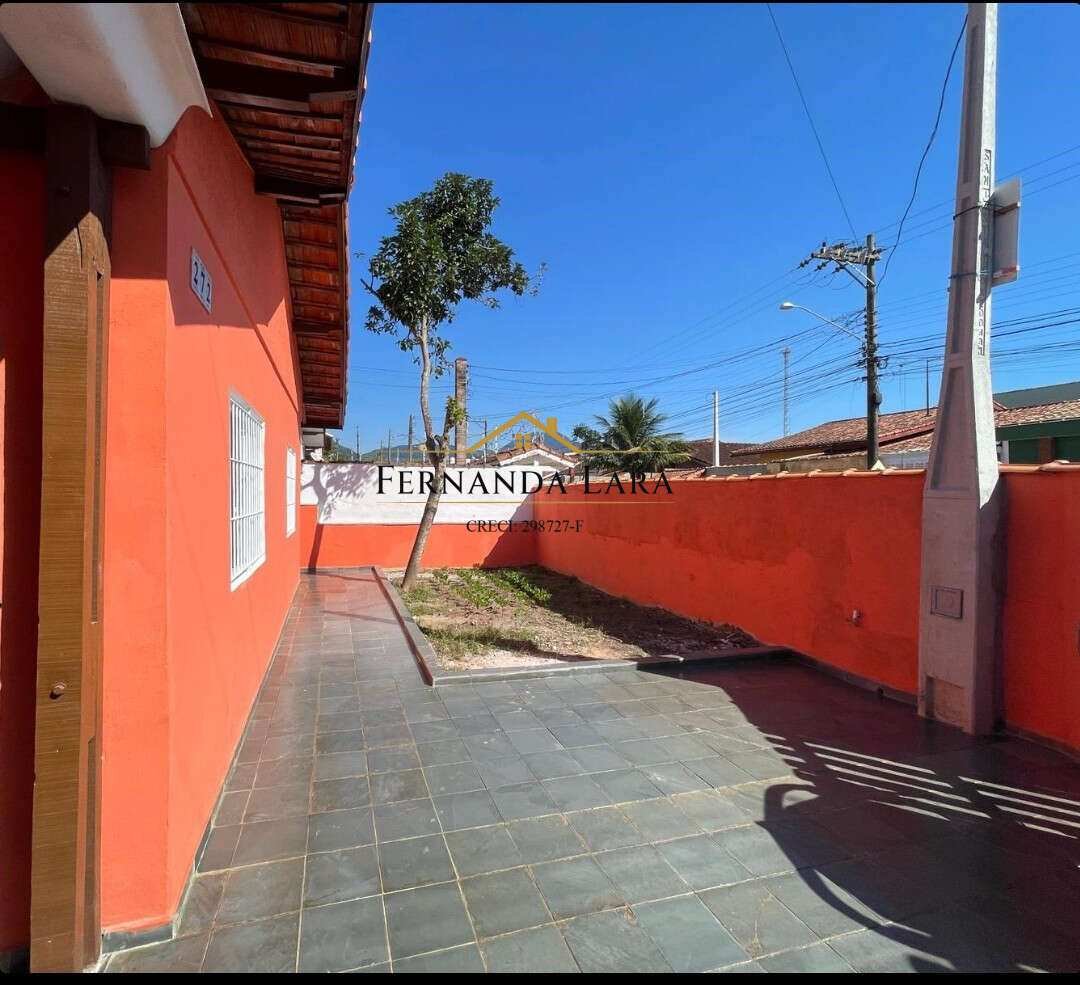 Casa à venda em Peruíbe, Balneário Stella Maris, com 2 quartos, 192m² - Fernanda Lara Corretora