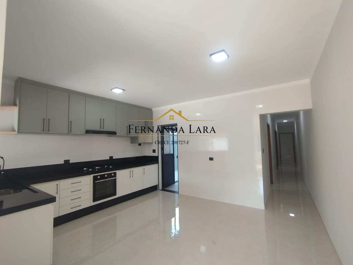 Casa à venda em Peruíbe, Cidade Nova Peruíbe, com 3 quartos, 111,48m² - Fernanda Lara Corretora