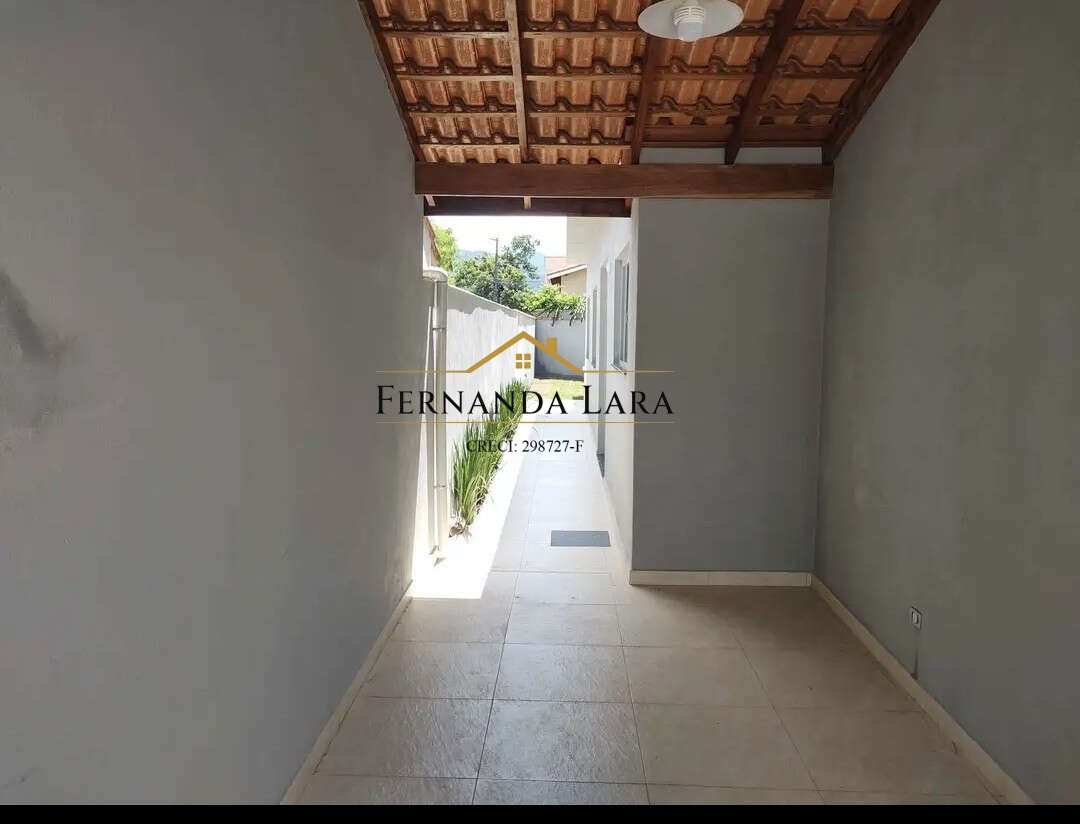 Casa à venda em Peruíbe, Estância dos Eucaliptos, com 2 quartos, 90m² - Fernanda Lara Corretora